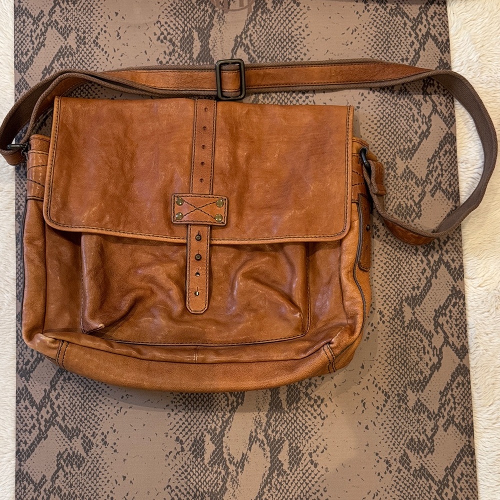 Fossil Brown Leather Messenger  Bag